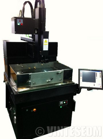 Microforatrice EDM CNC usata
